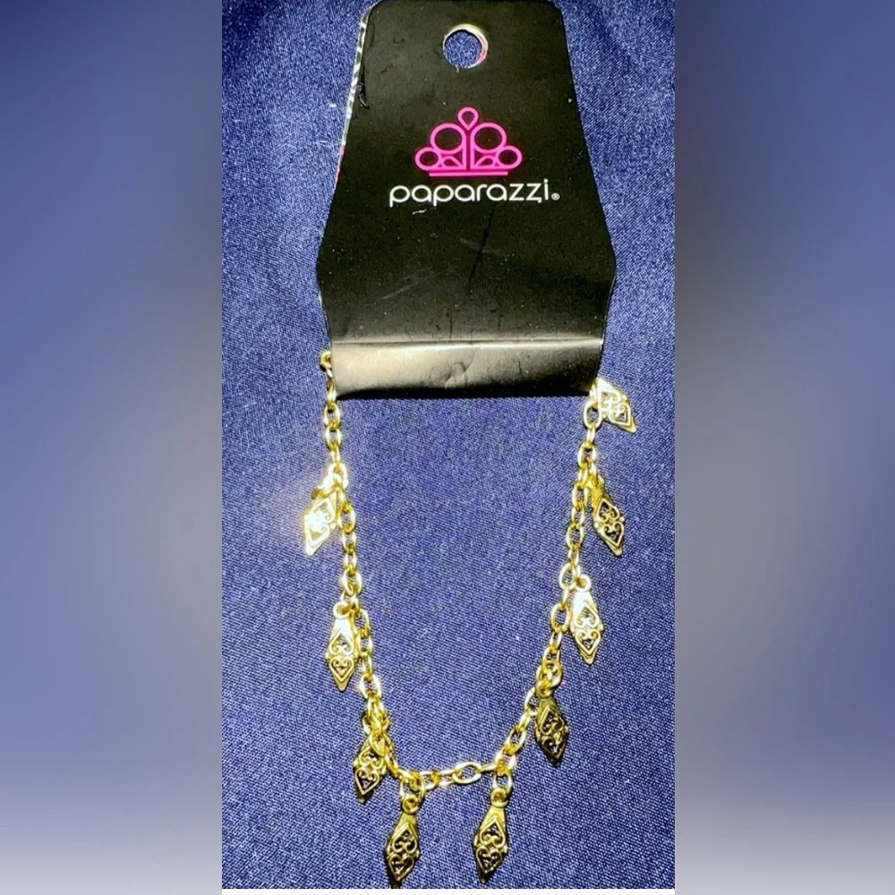 Paparazzi Jewelry Bundle - Necklaces, Earrings, Bracelets NWT - Picture 6 of 16